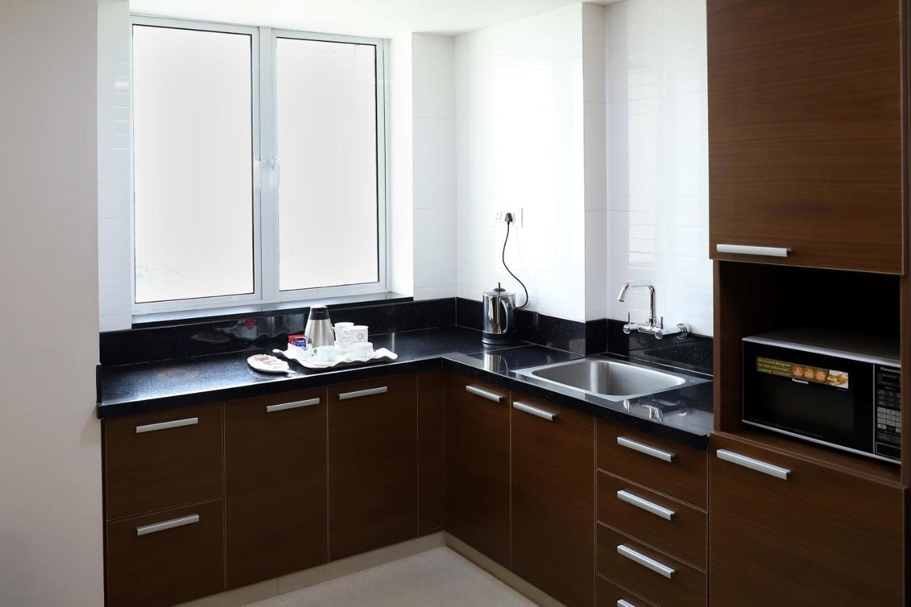 Quality Inn Patria Suites, Rajkot Εξωτερικό φωτογραφία